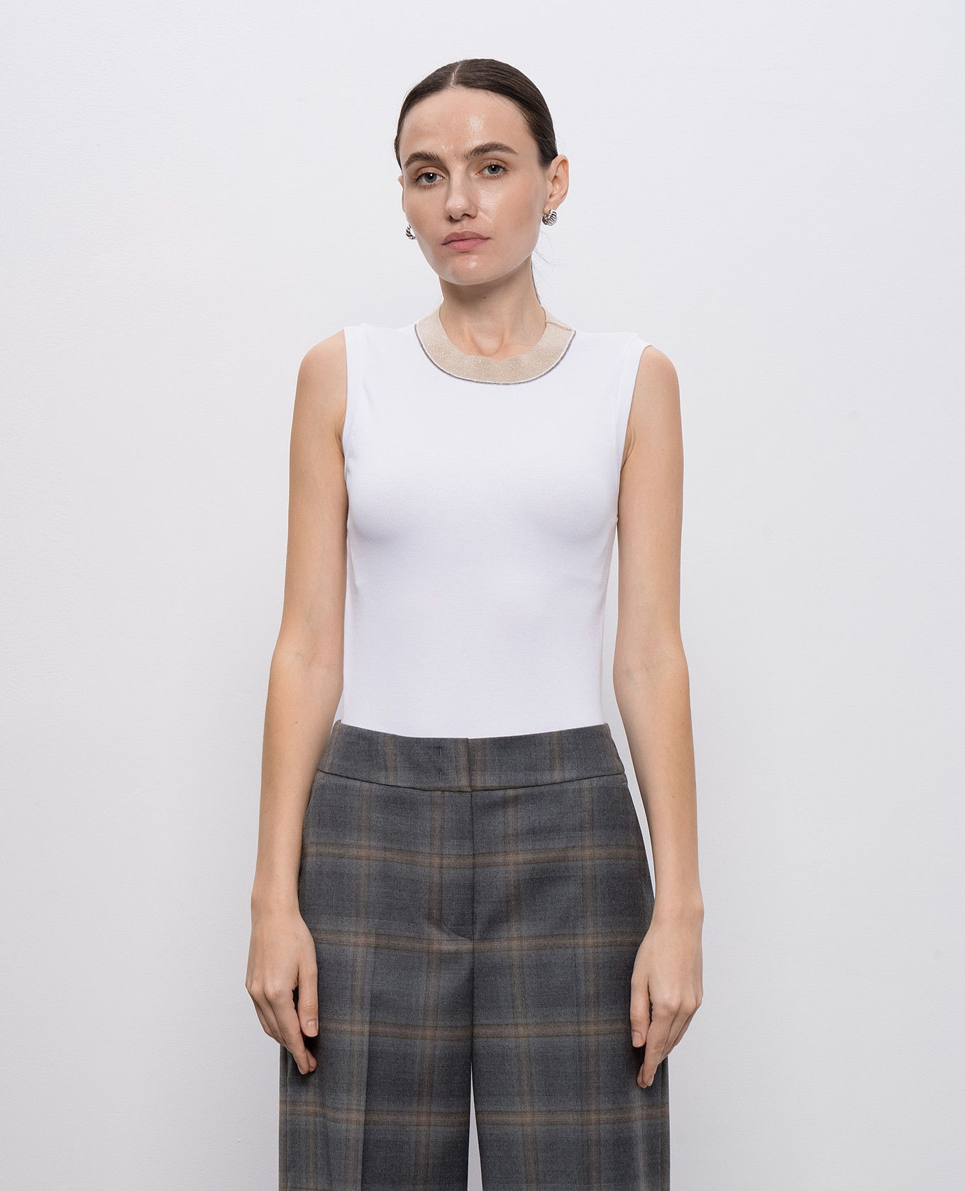 White top with monil chain Peserico 3