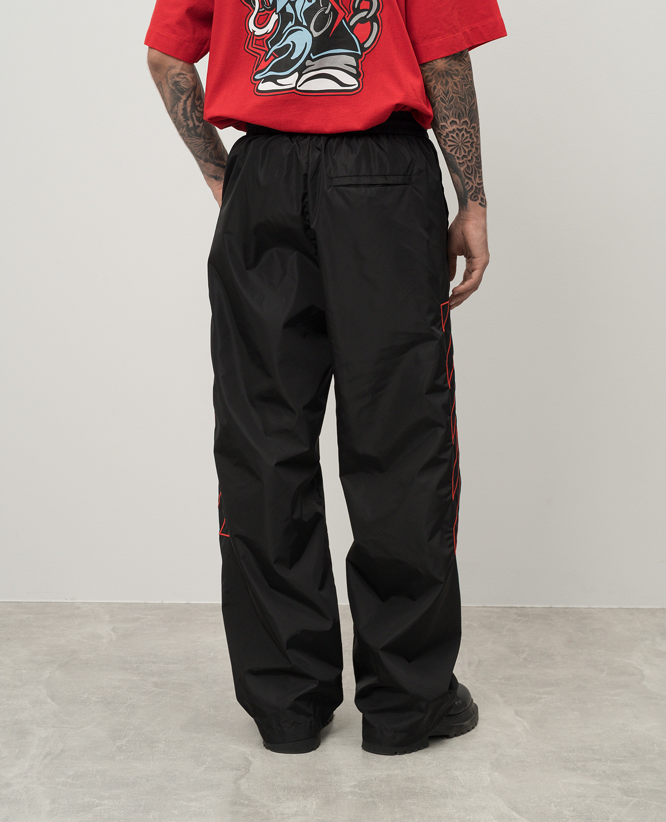 

Black sweatpants with logo embroidery Off-White