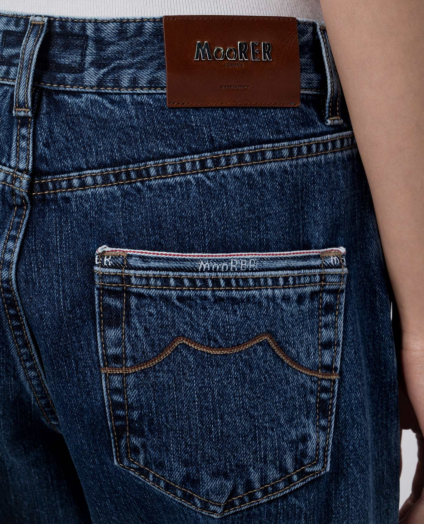 

SANSA blue jeans MooRER