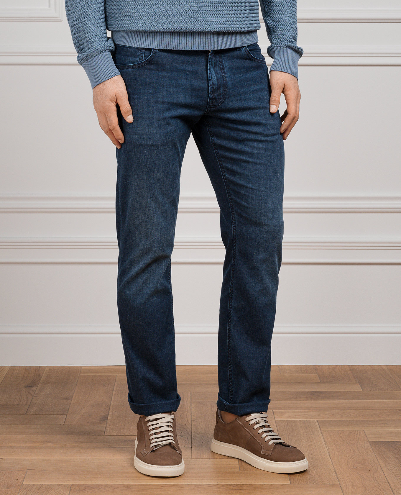 

Blue distressed jeans with logo Stefano Ricci