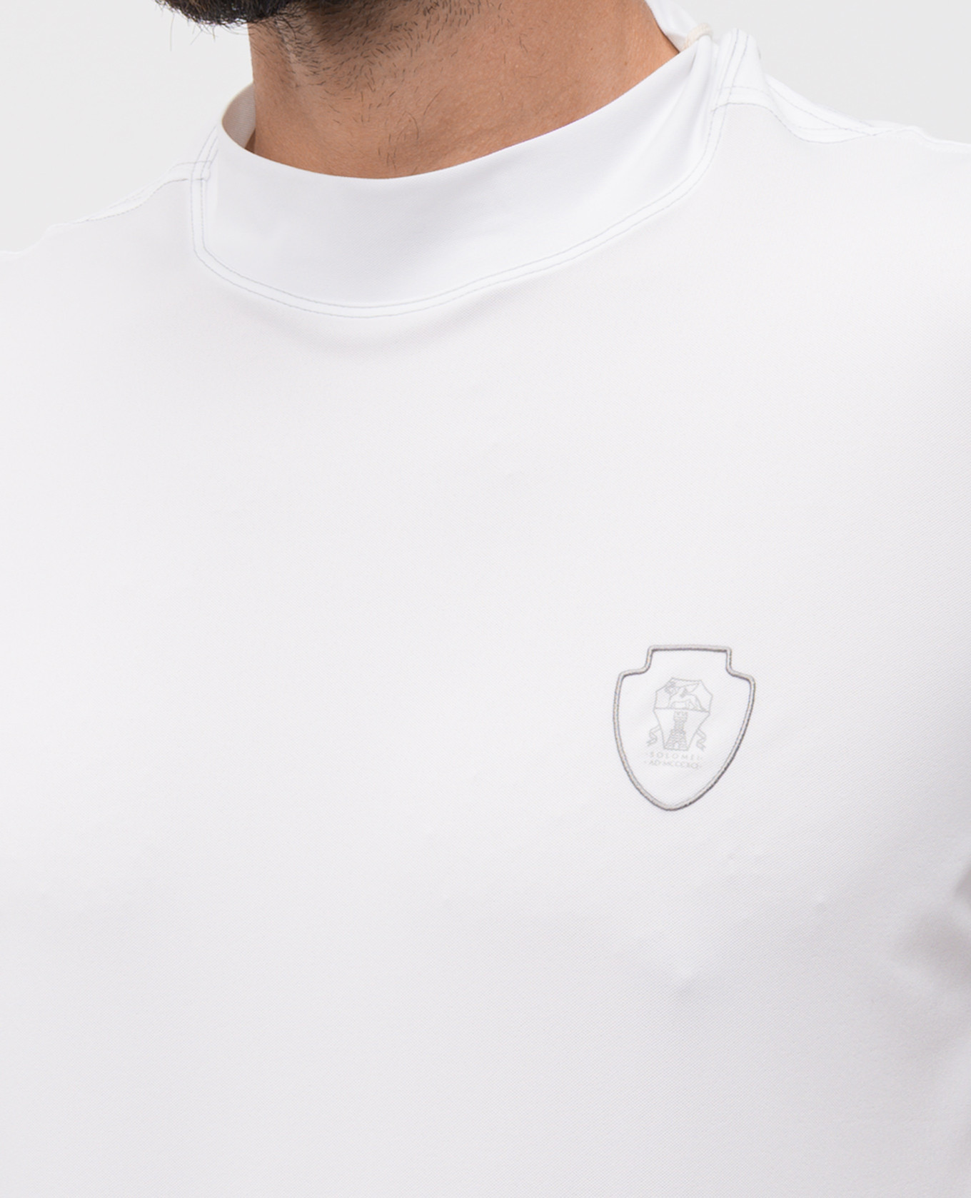 

White T-shirt with emblem Brunello Cucinelli