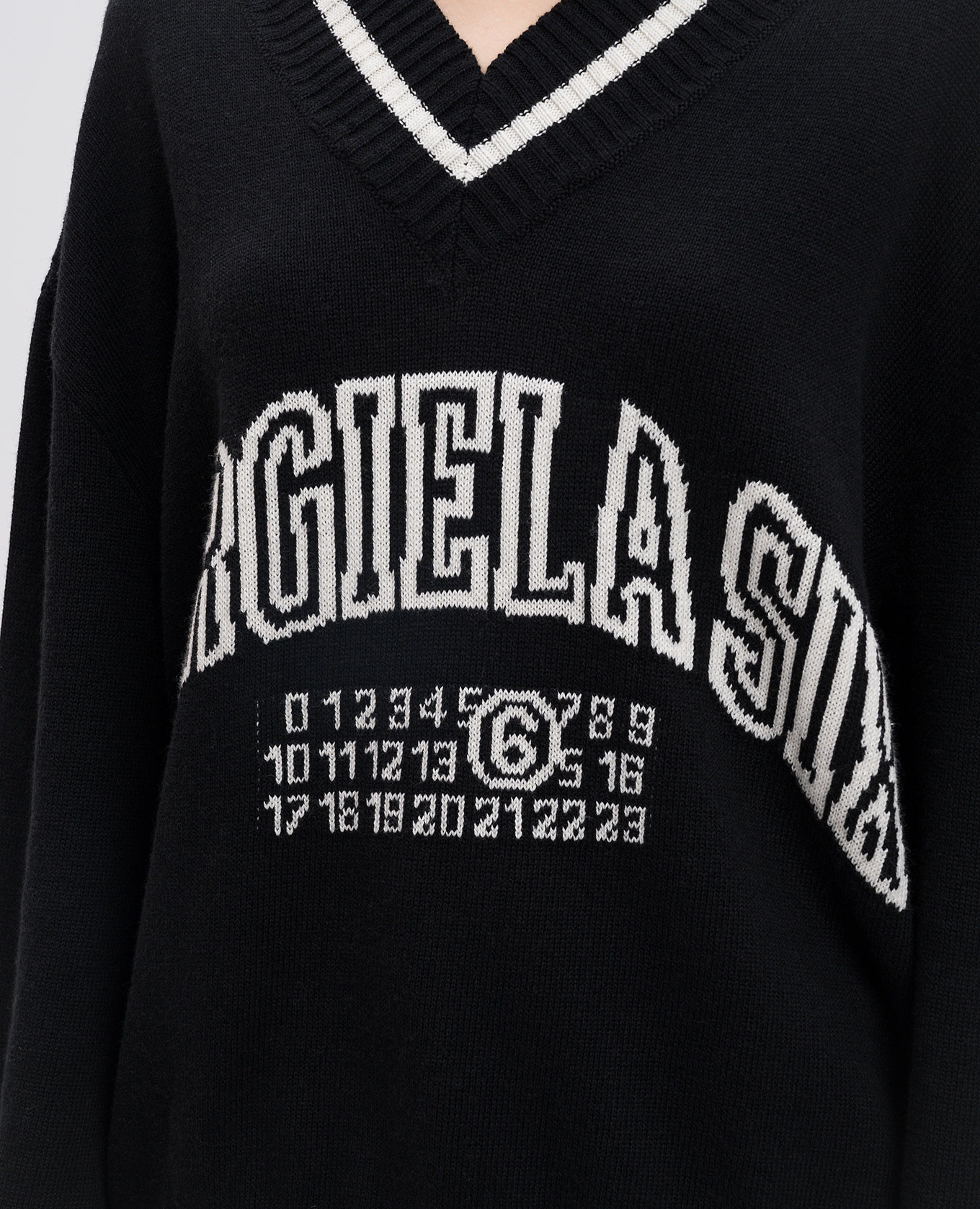 

Black pullover with logo pattern in wool Maison Margiela MM6