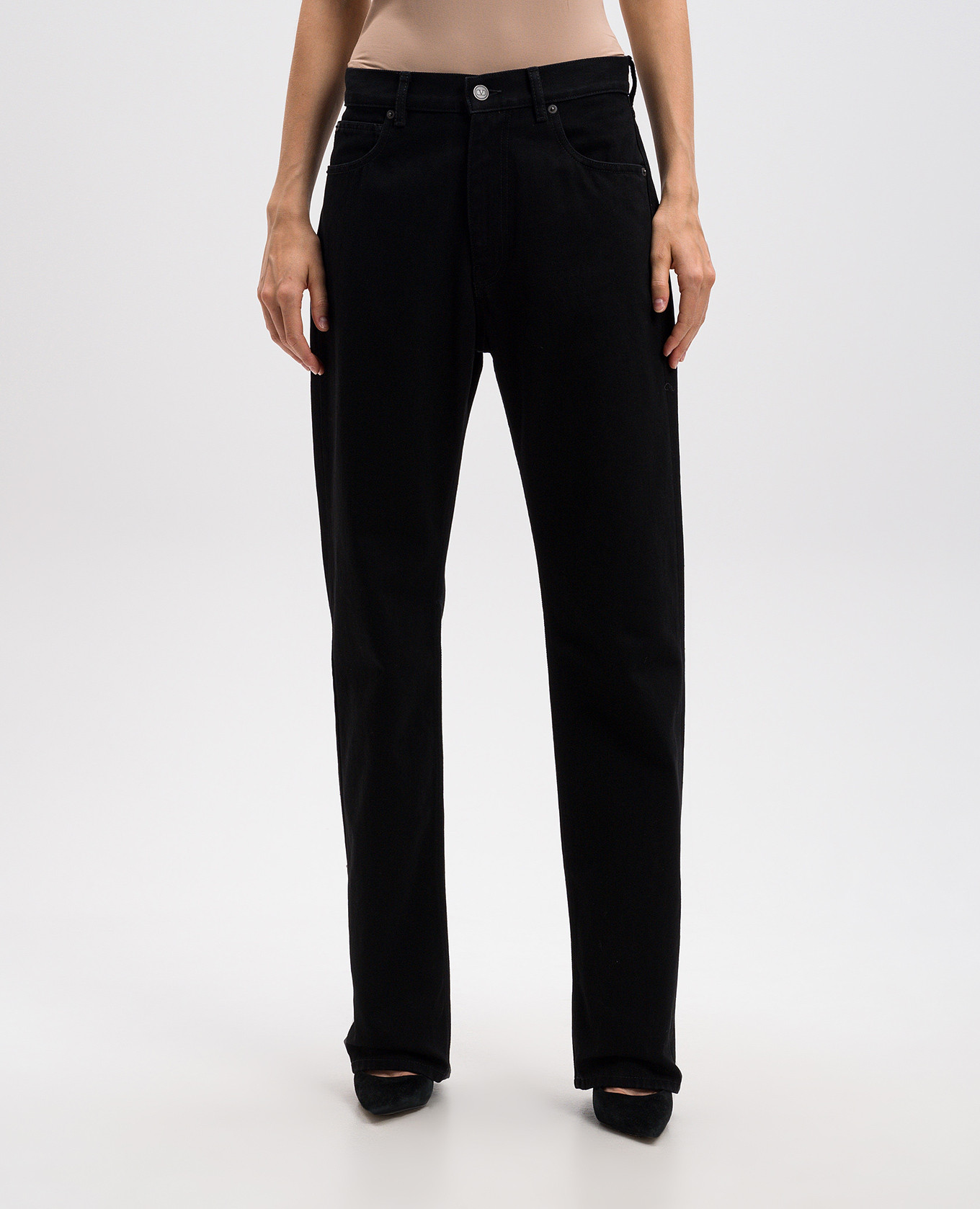 

Black jeans with leather logo patch Valentino