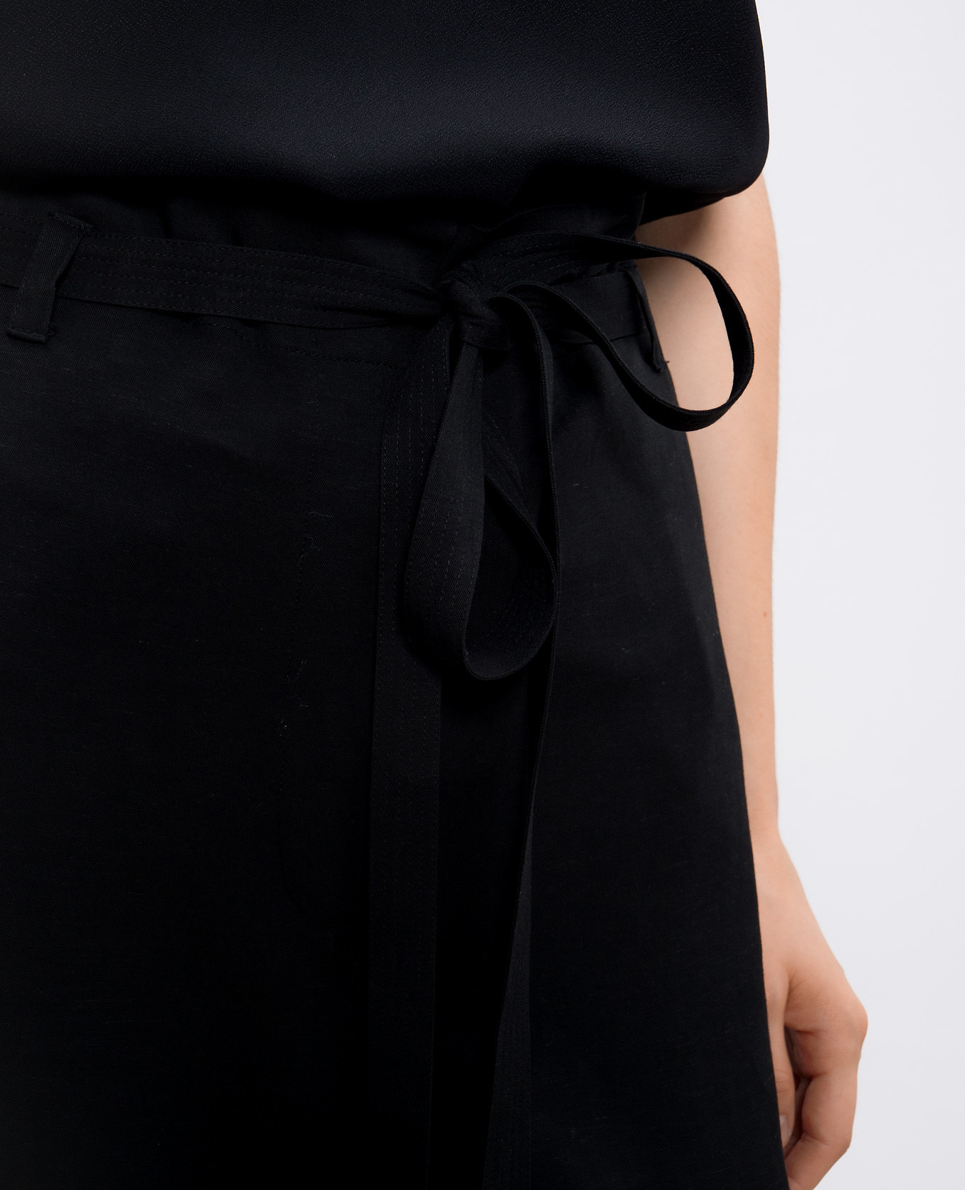 

Black pants with linen Toteme