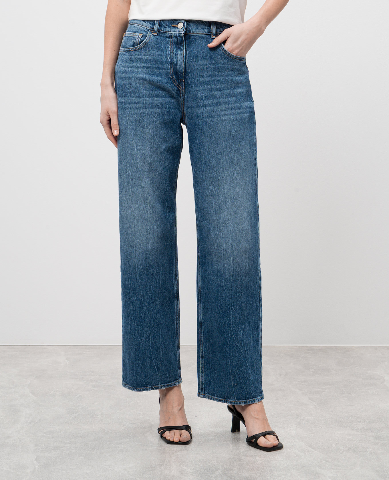 

Blue jeans with a worn effect Twinset