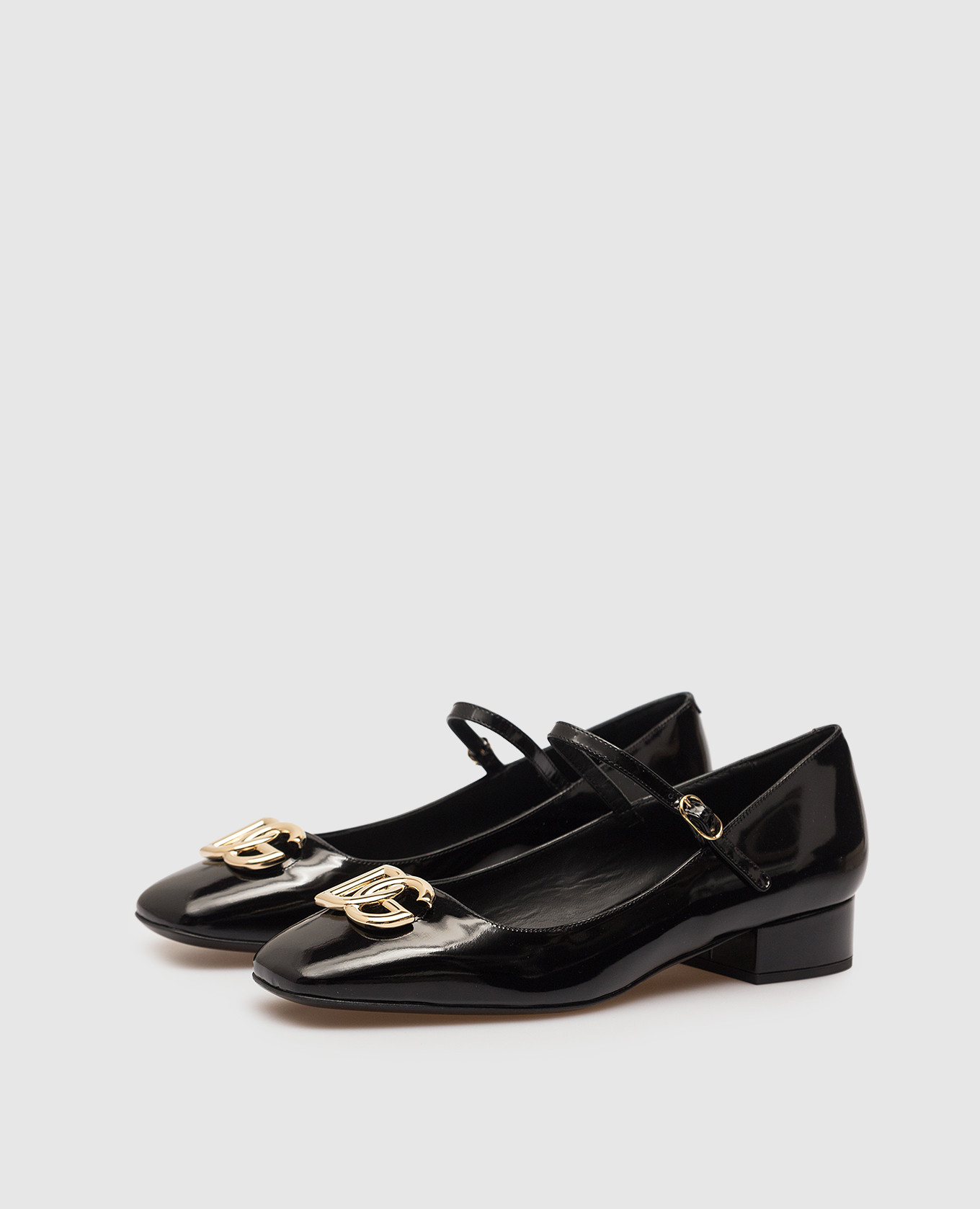 

Black glossy leather shoes with metallic DG logo Dolce&Gabbana