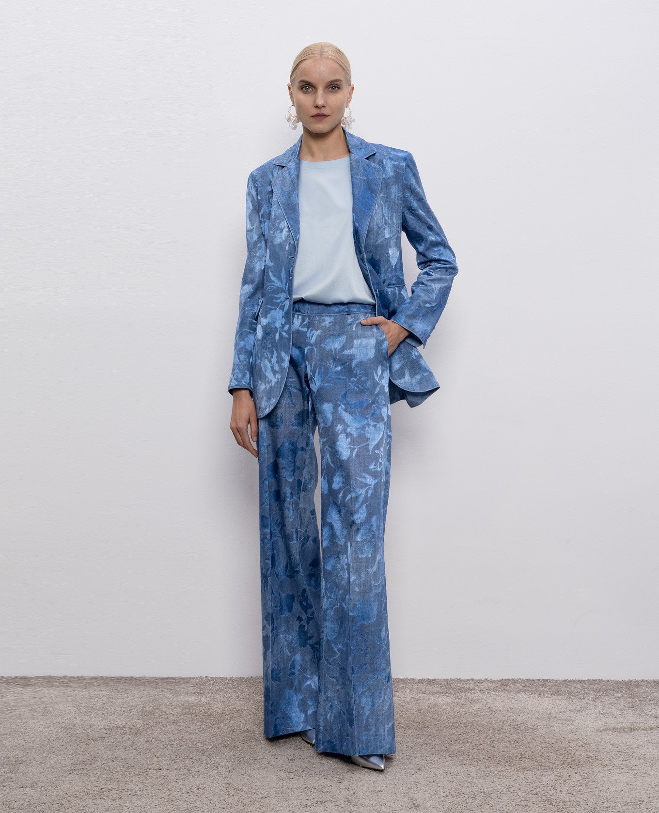 

Blue silk top Ermanno Scervino, Light blue