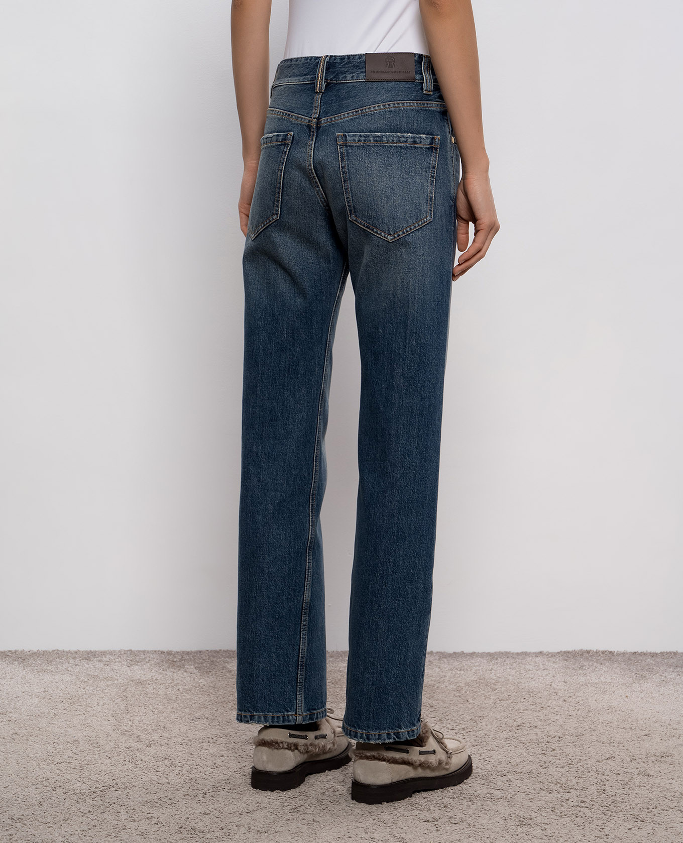Blue jeans with logo patch Brunello Cucinelli 4