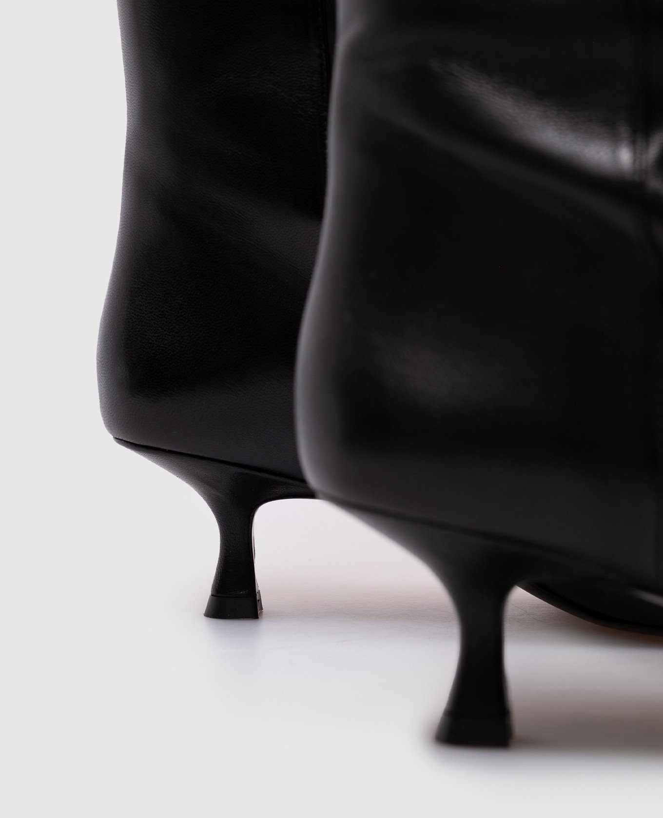 

Black leather boots NAOMI Stuart Weitzman
