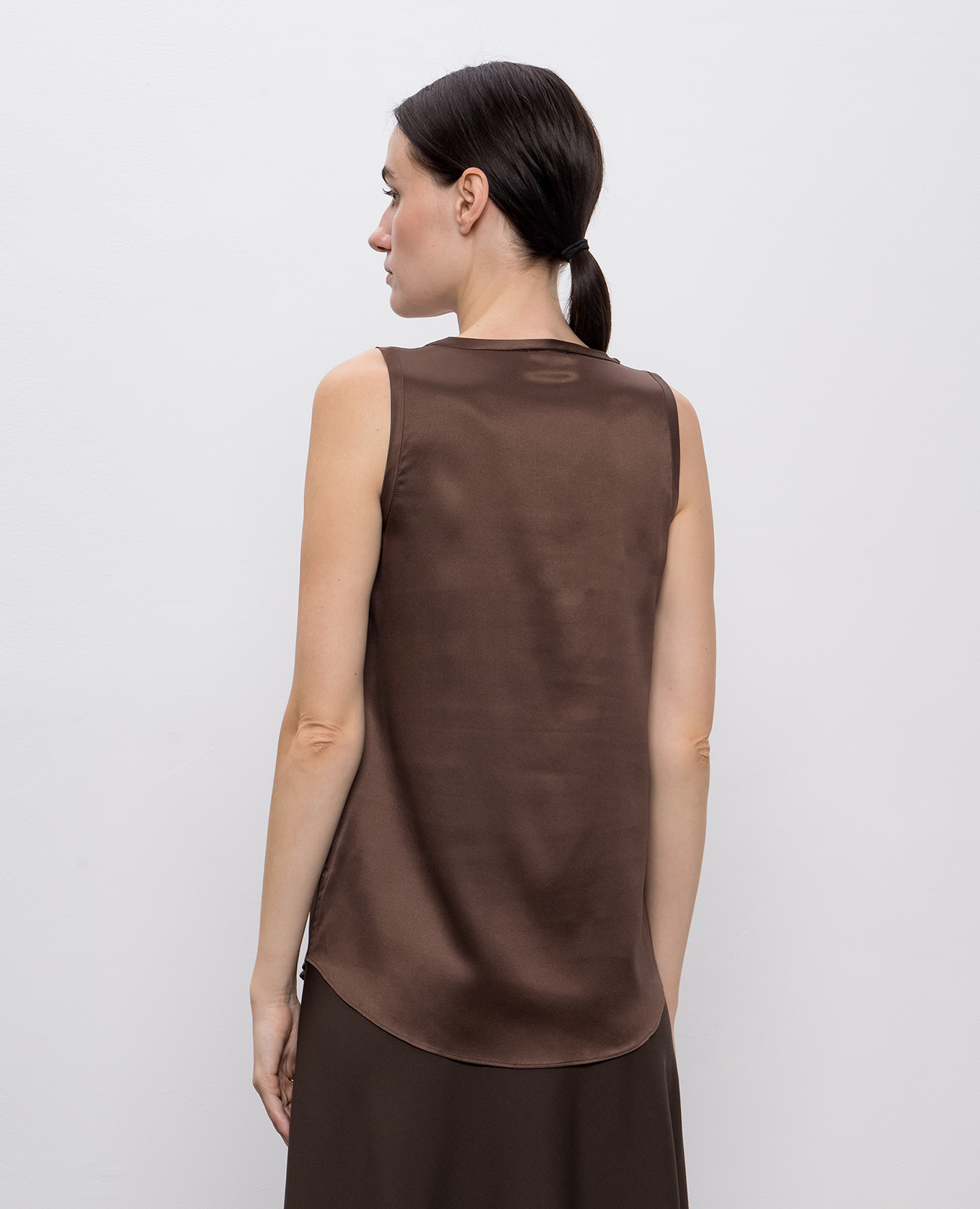 

Brown silk top Brunello Cucinelli