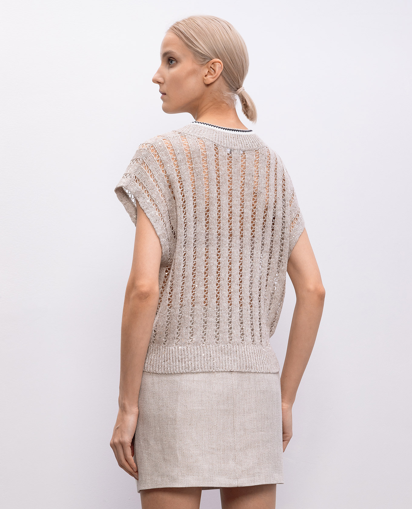 

Beige openwork linen vest Brunello Cucinelli
