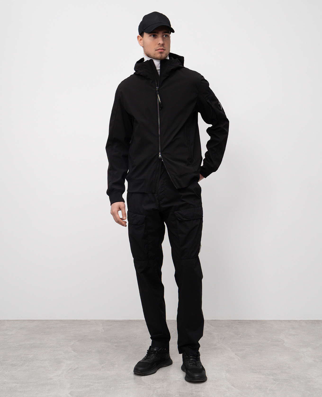

Black Shell-R jacket with logo C.P. Company