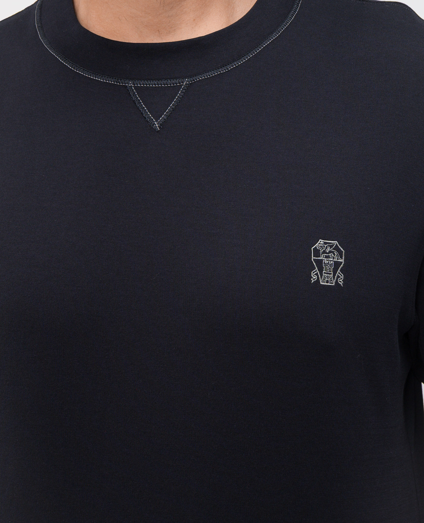 

Blue T-shirt with emblem Brunello Cucinelli
