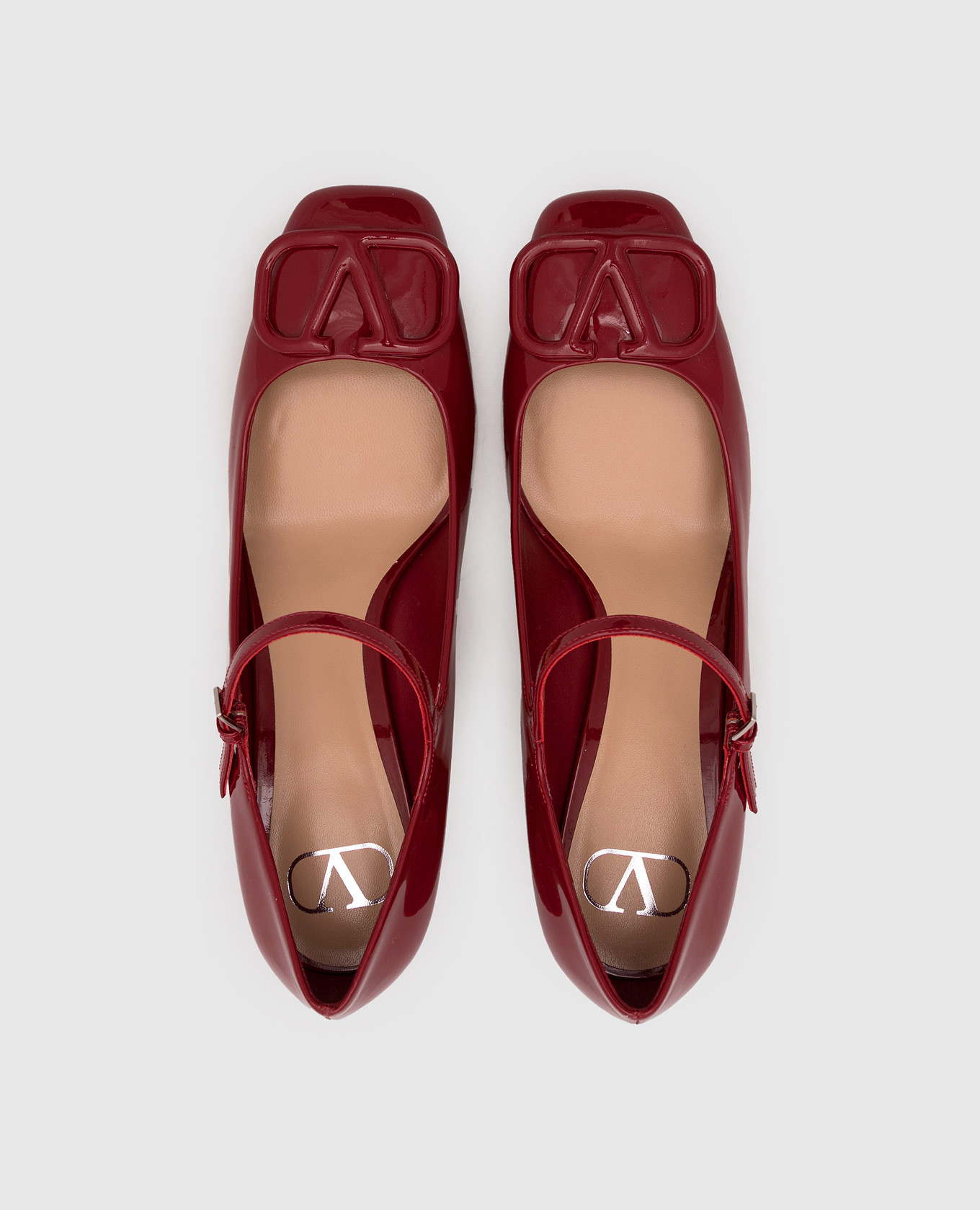 

VLogo burgundy patent leather shoes Valentino