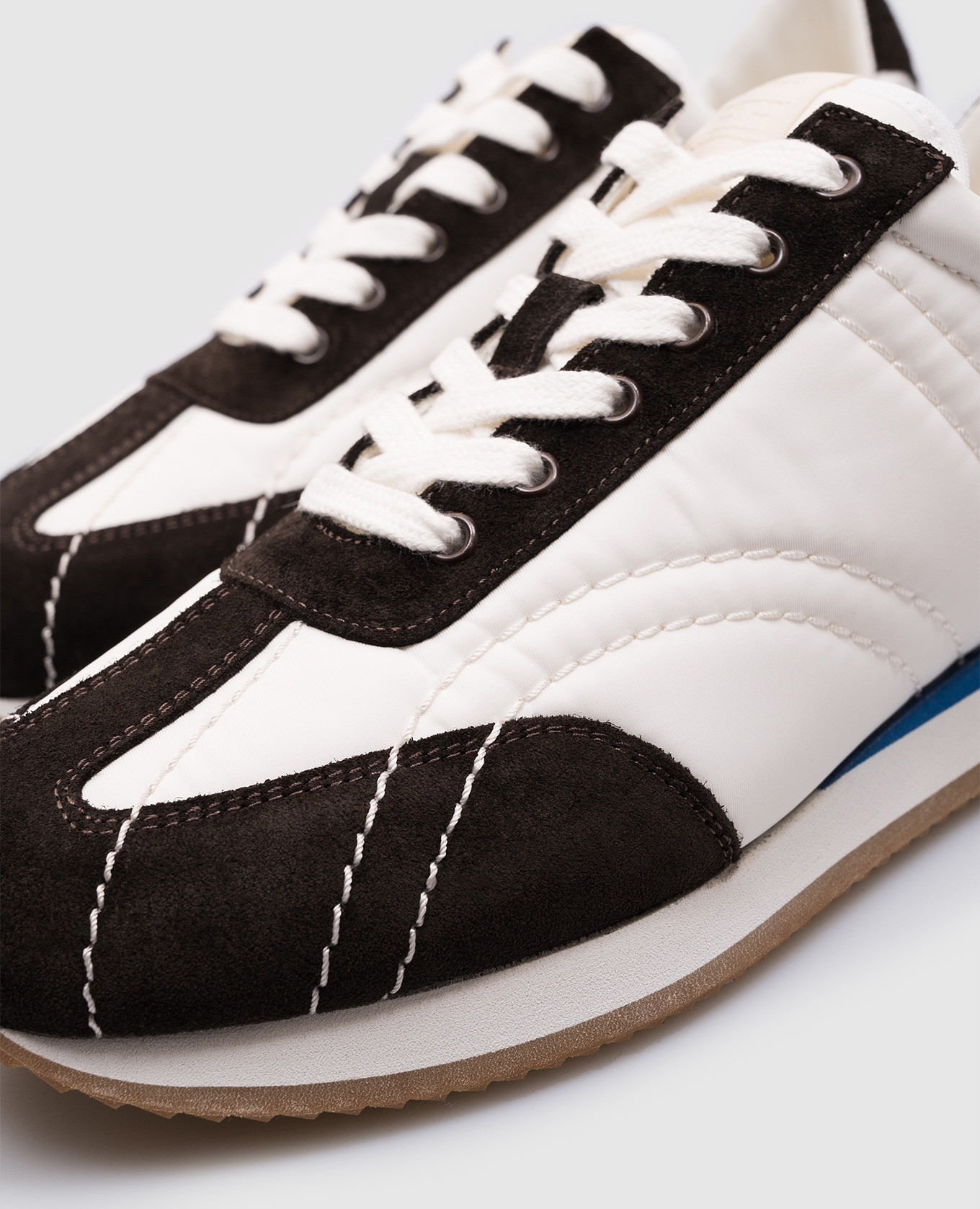 

White combination sneakers with logo Toteme