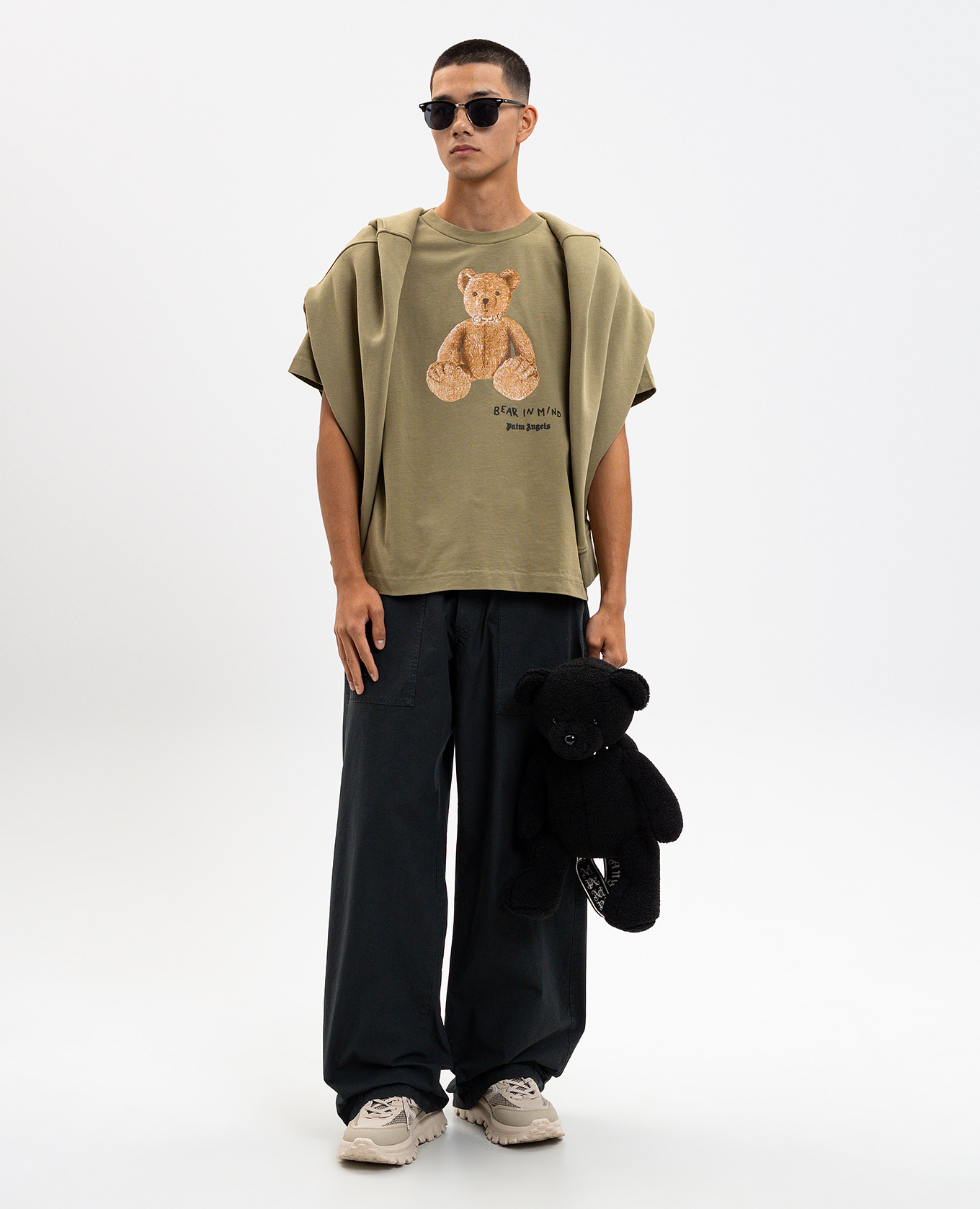 

Bear in mind khaki print T-shirt Palm Angels