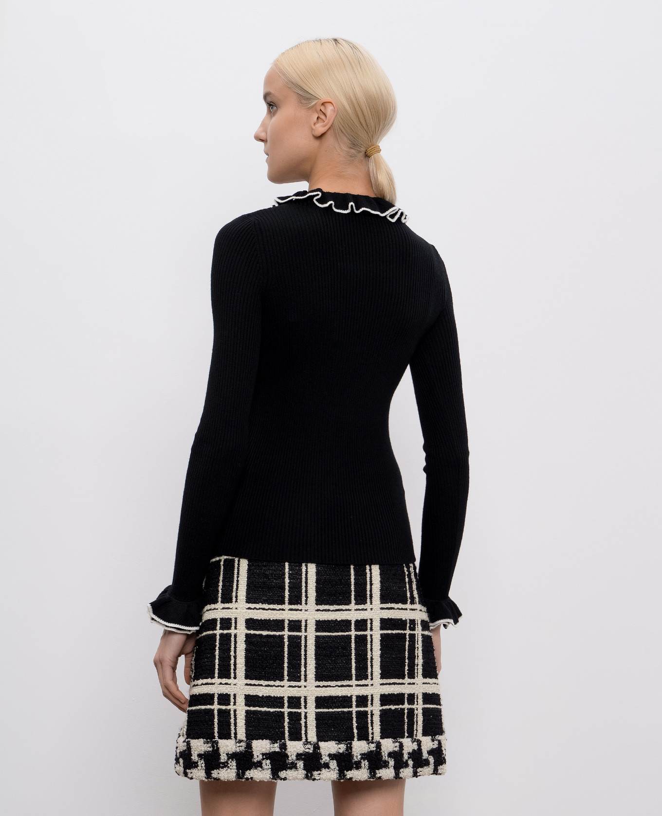 

Black wool jumper Valentino