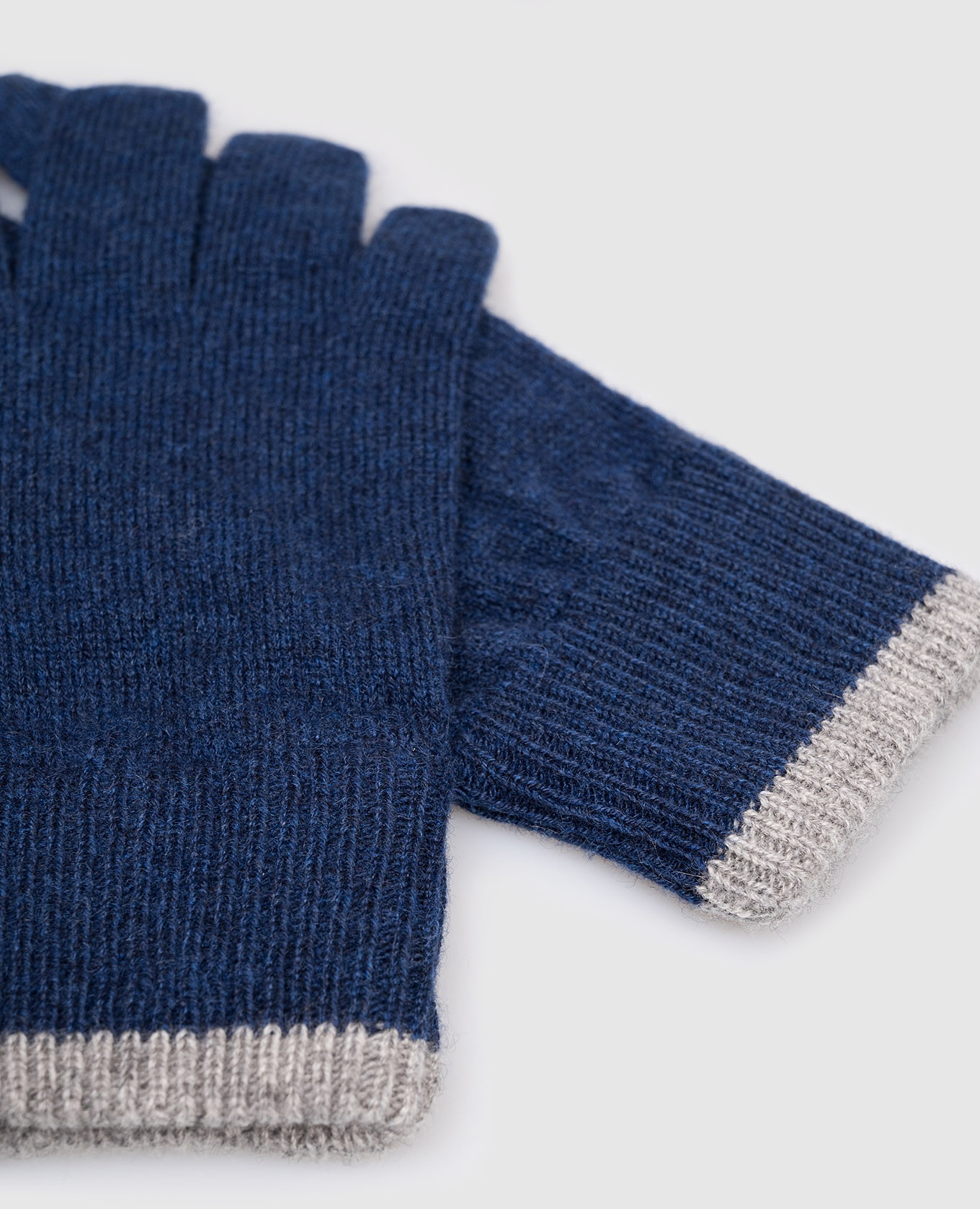 

Children's blue cashmere gloves Brunello Cucinelli