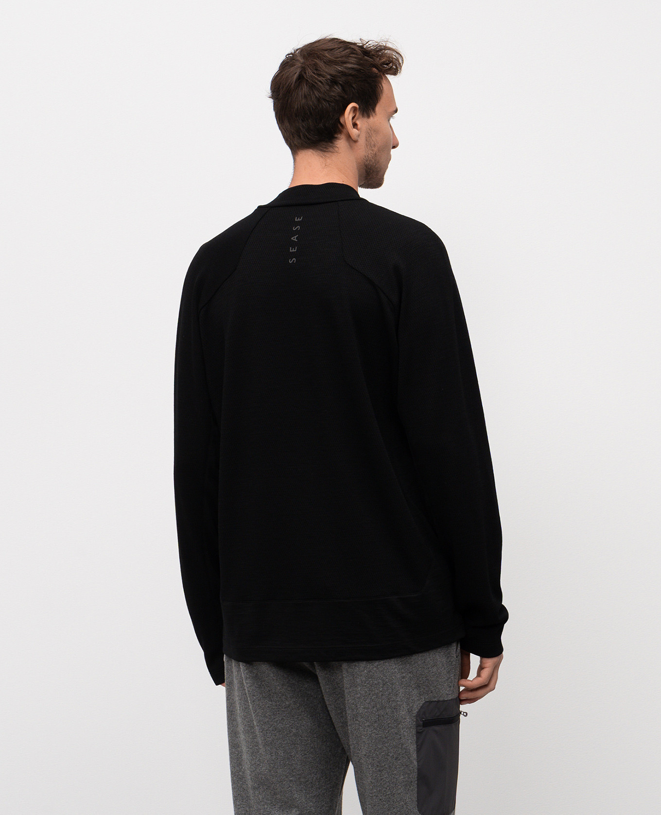 

Black wool long sleeve Sease