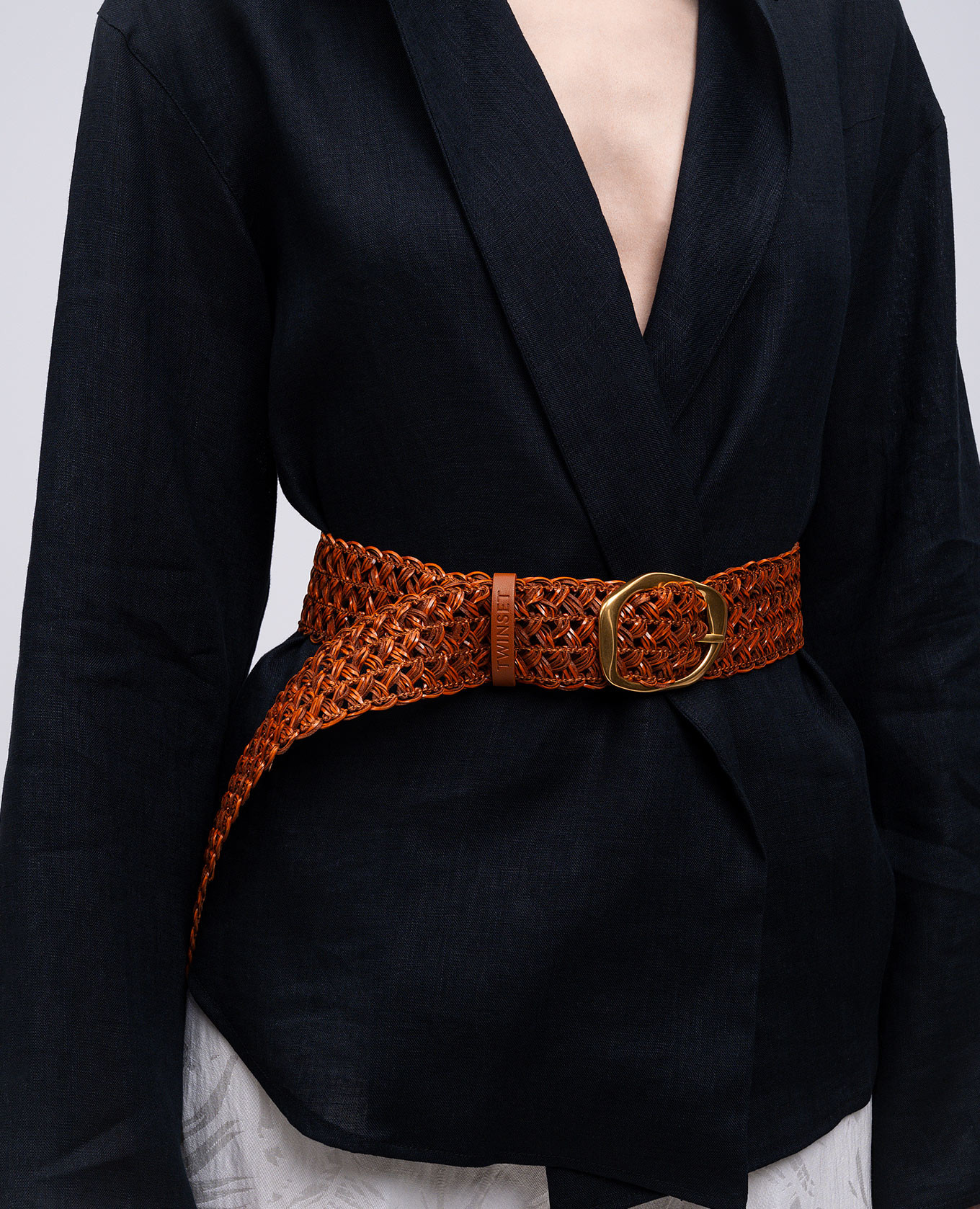

Brown belt with weaving Twinset