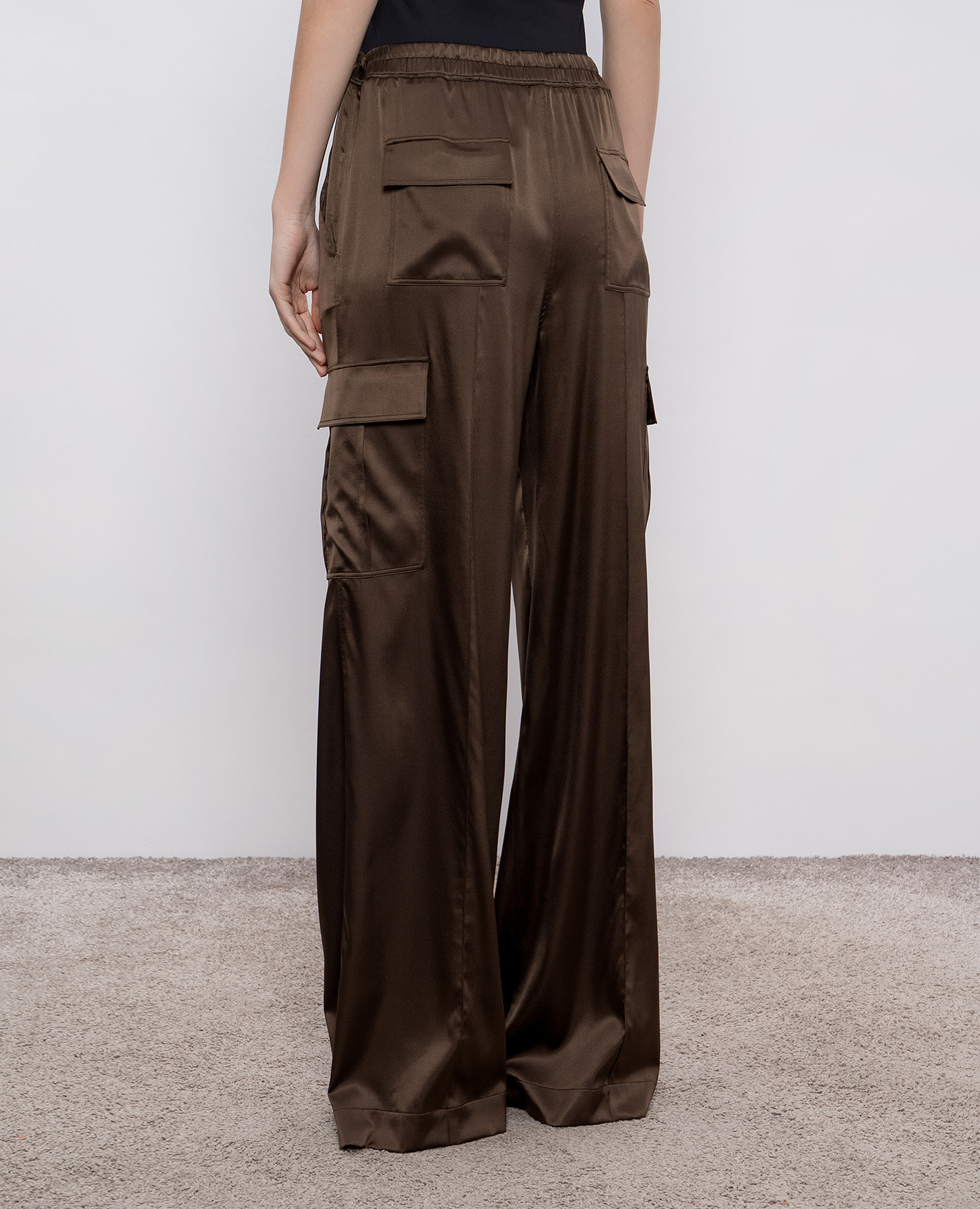 

Brown silk cargo pants Tom Ford