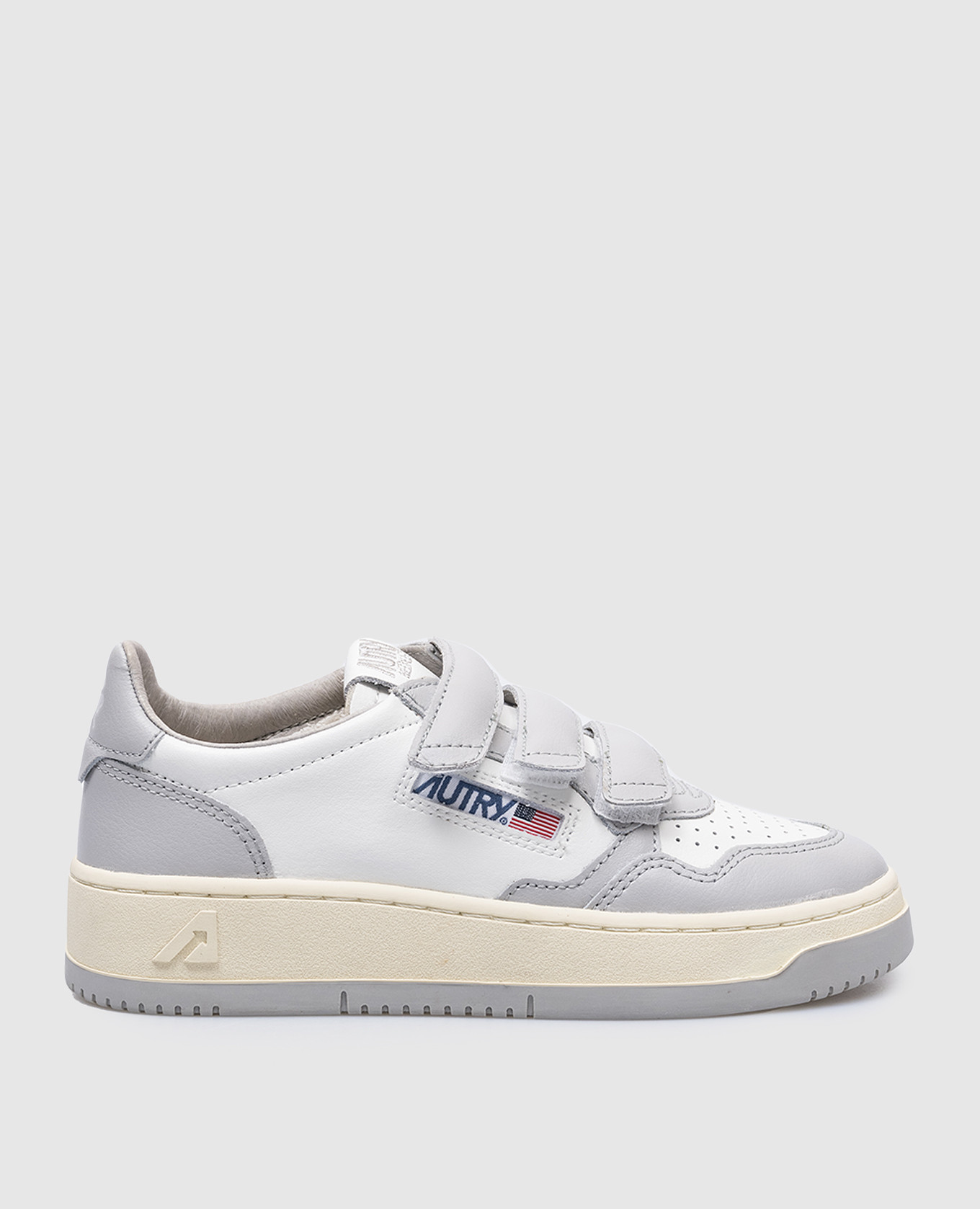 Children's gray sneakers with a logo autry