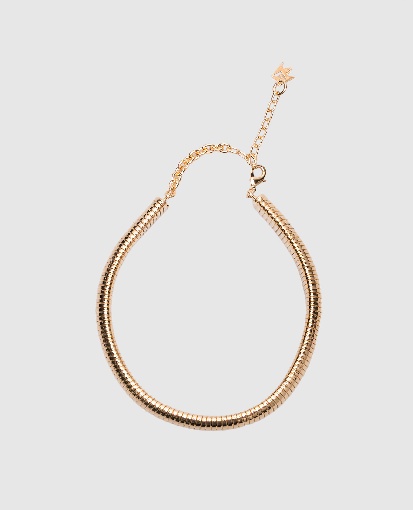 

Golden choker Reco