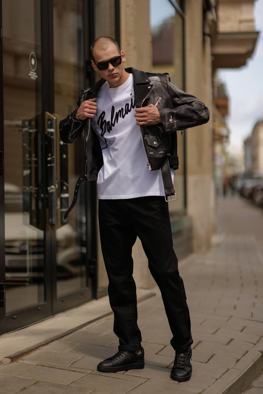 

Black jeans with logo patch Balmain