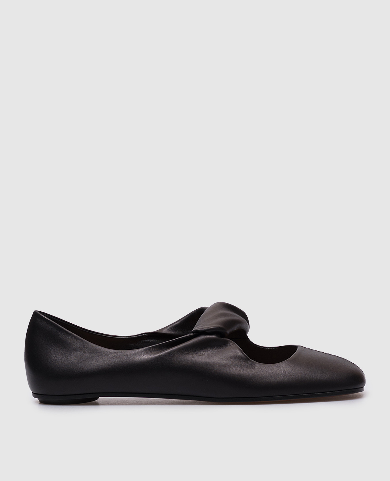

Black leather ballet flats Alexander McQueen