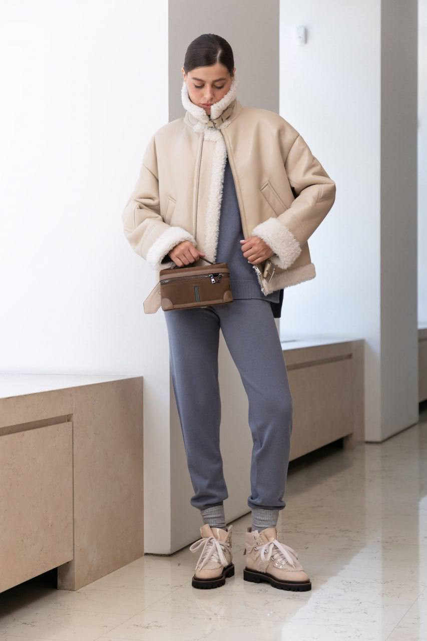 

Gray wool, silk and cashmere joggers with monil chain Peserico, Grey