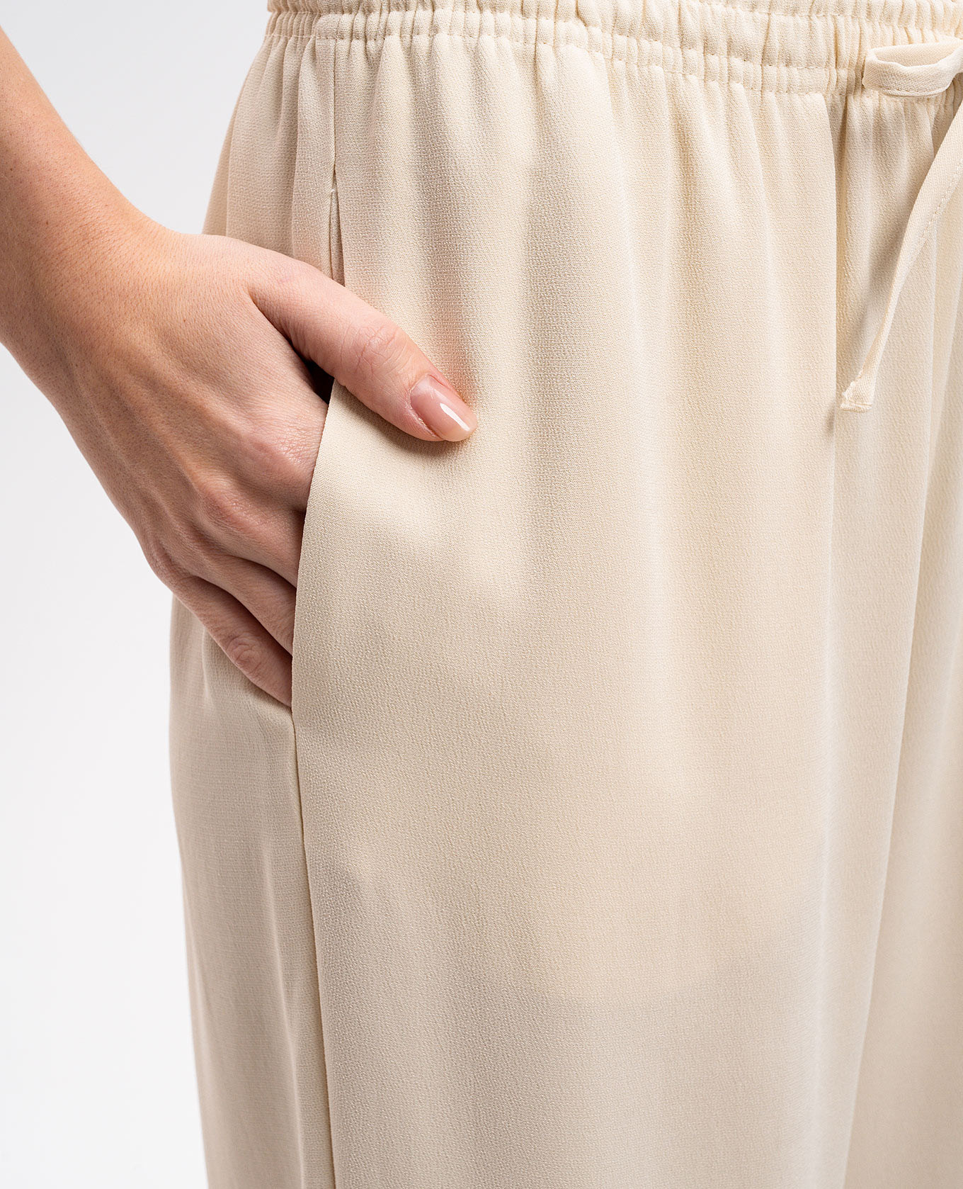 

Aurelia beige pants Asceno