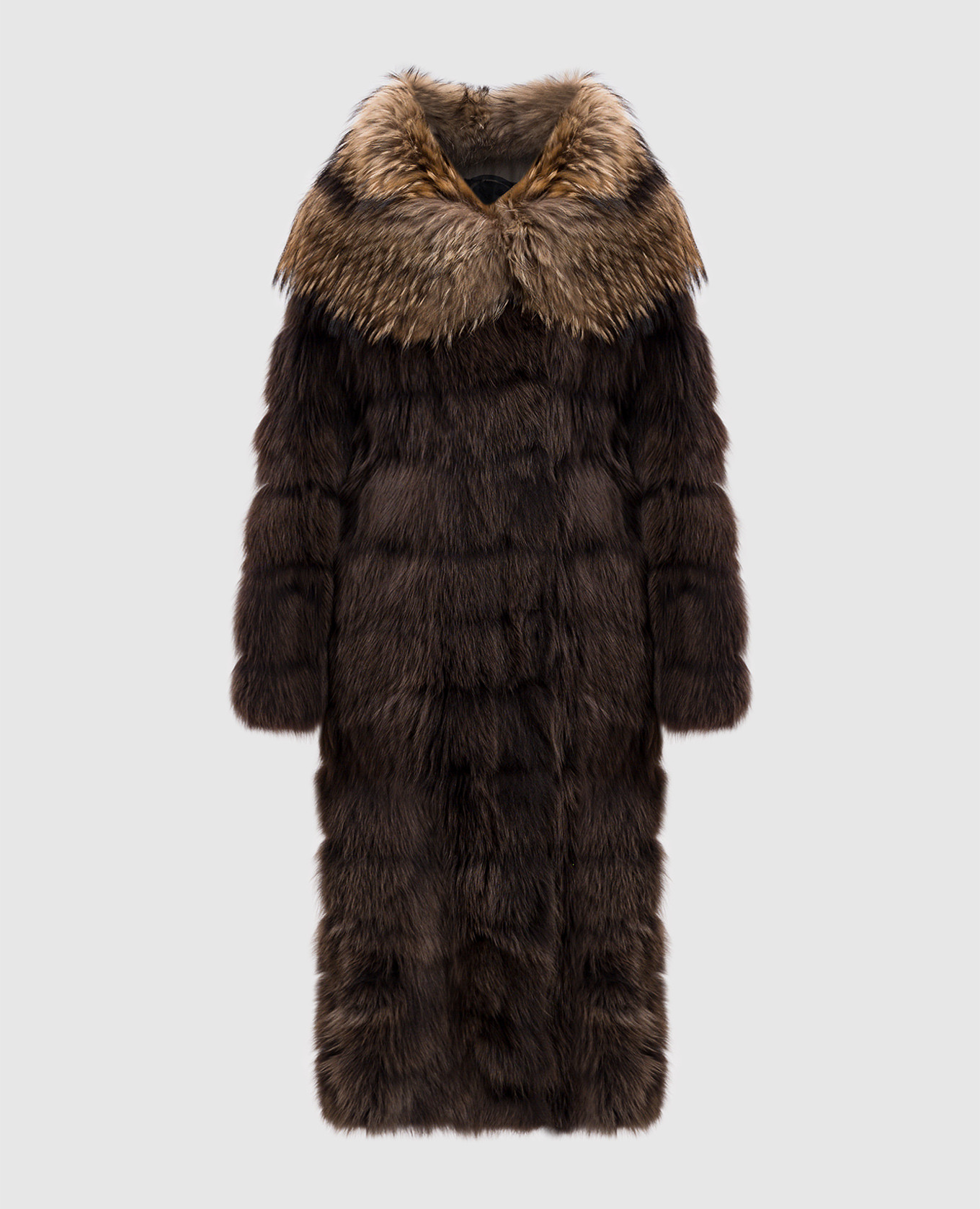 

A brown fur coat made of fox fur Rindi