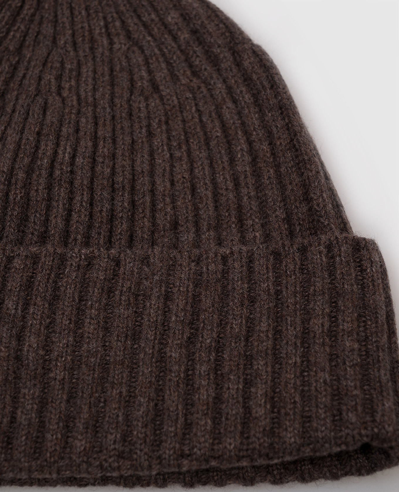

Brown ribbed cashmere hat Brunello Cucinelli