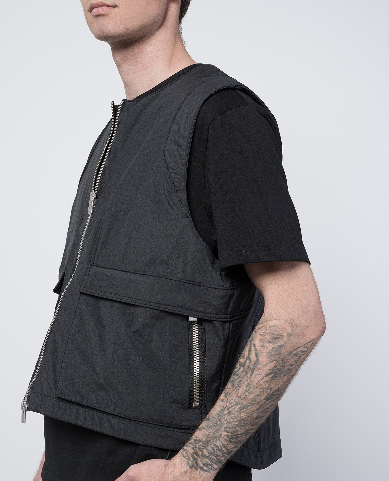 

Motility black vest Heliot Emil