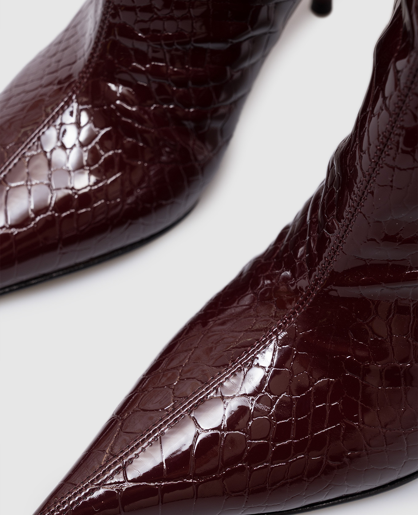 

Burgundy patent leather boots BELLA Le Silla