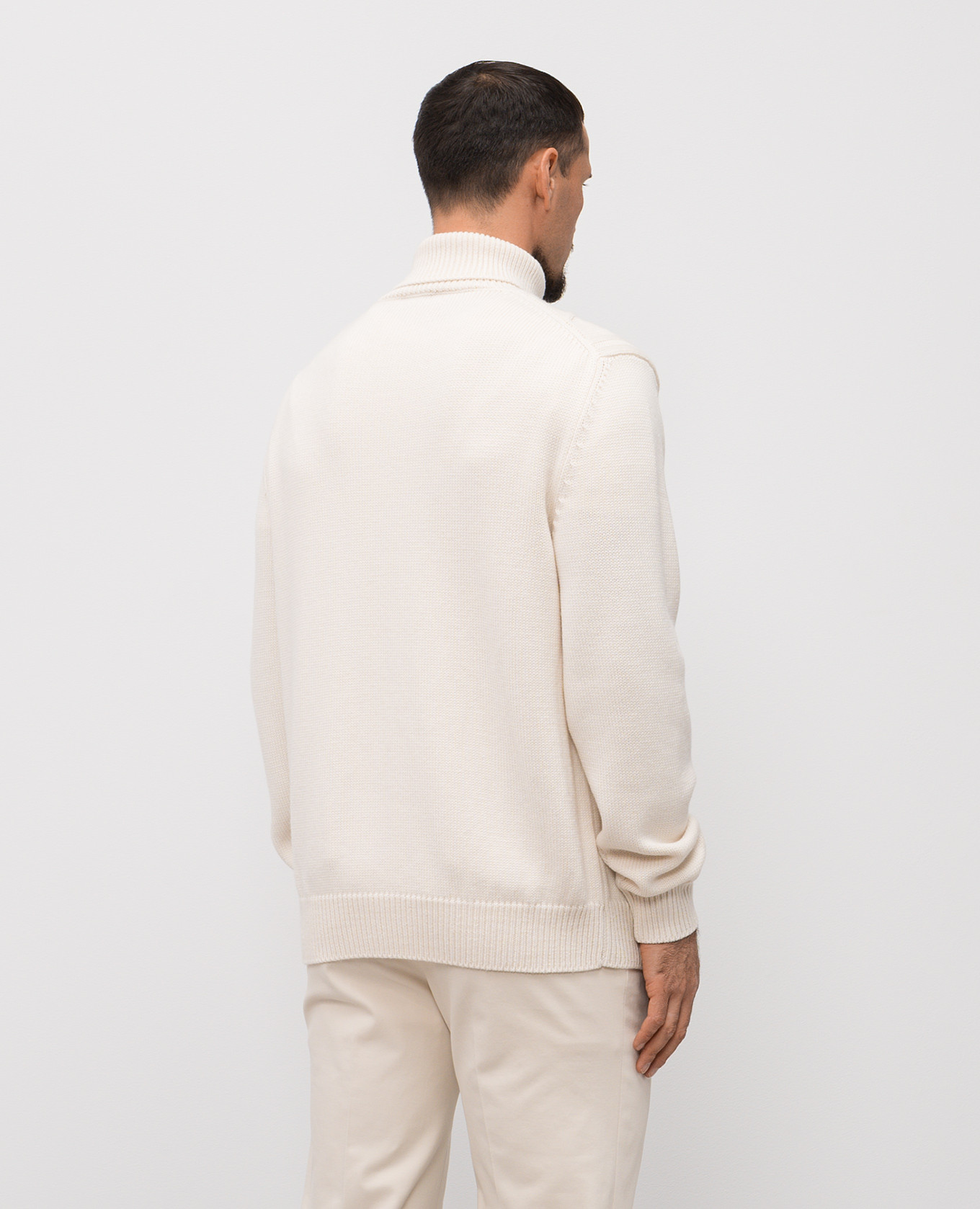 

White wool sweater with a pattern Peserico