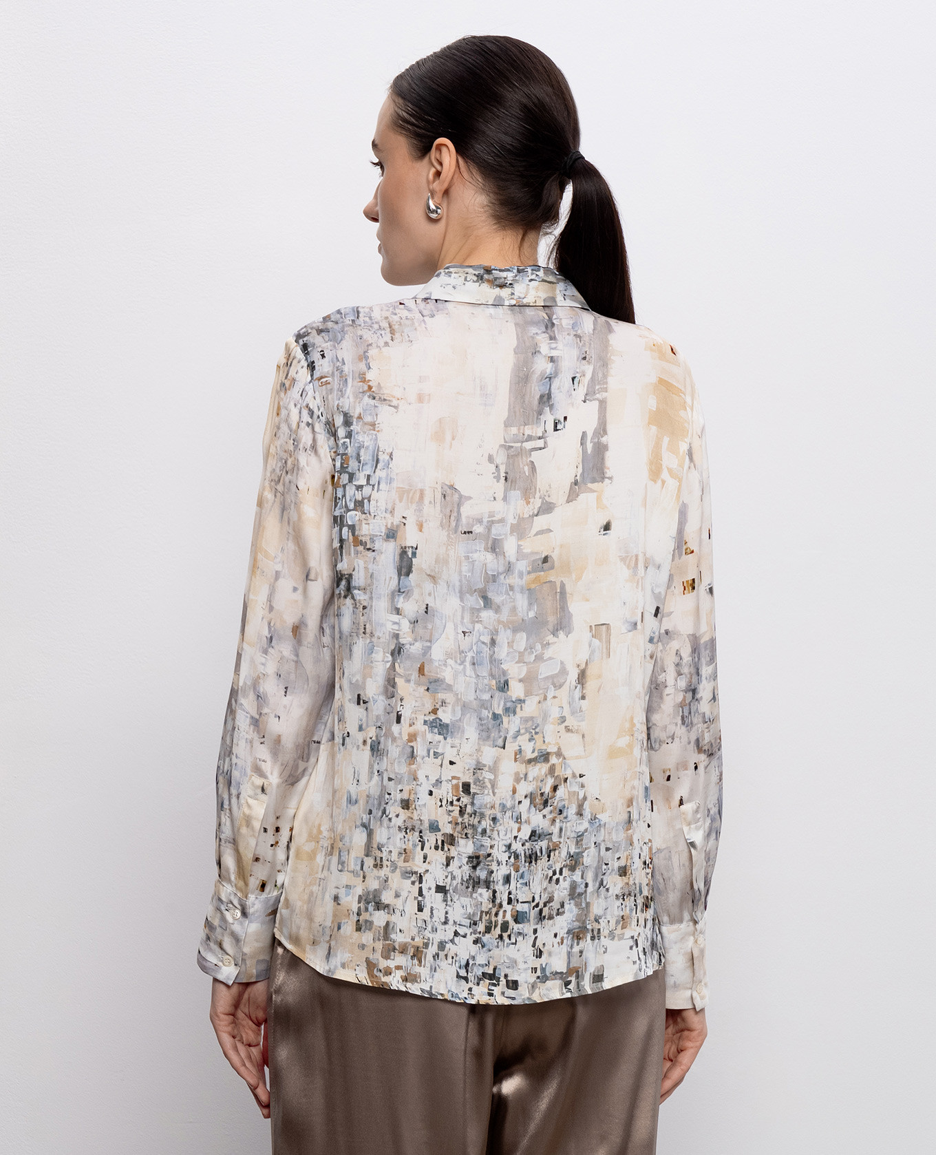 

Beige blouse with abstract print Peserico
