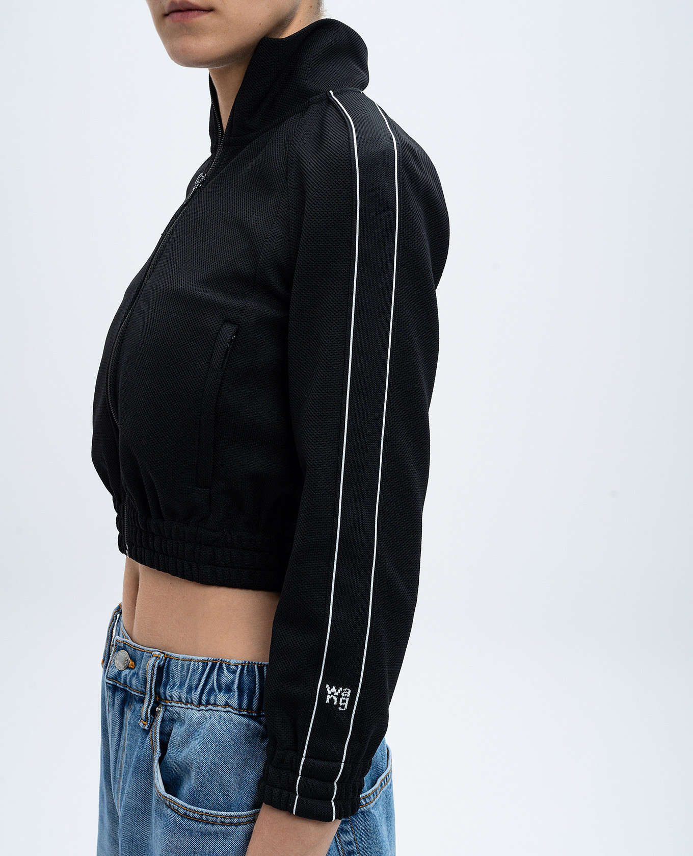 

Black cropped sports jacket with contrasting ribbon Alexander Wang