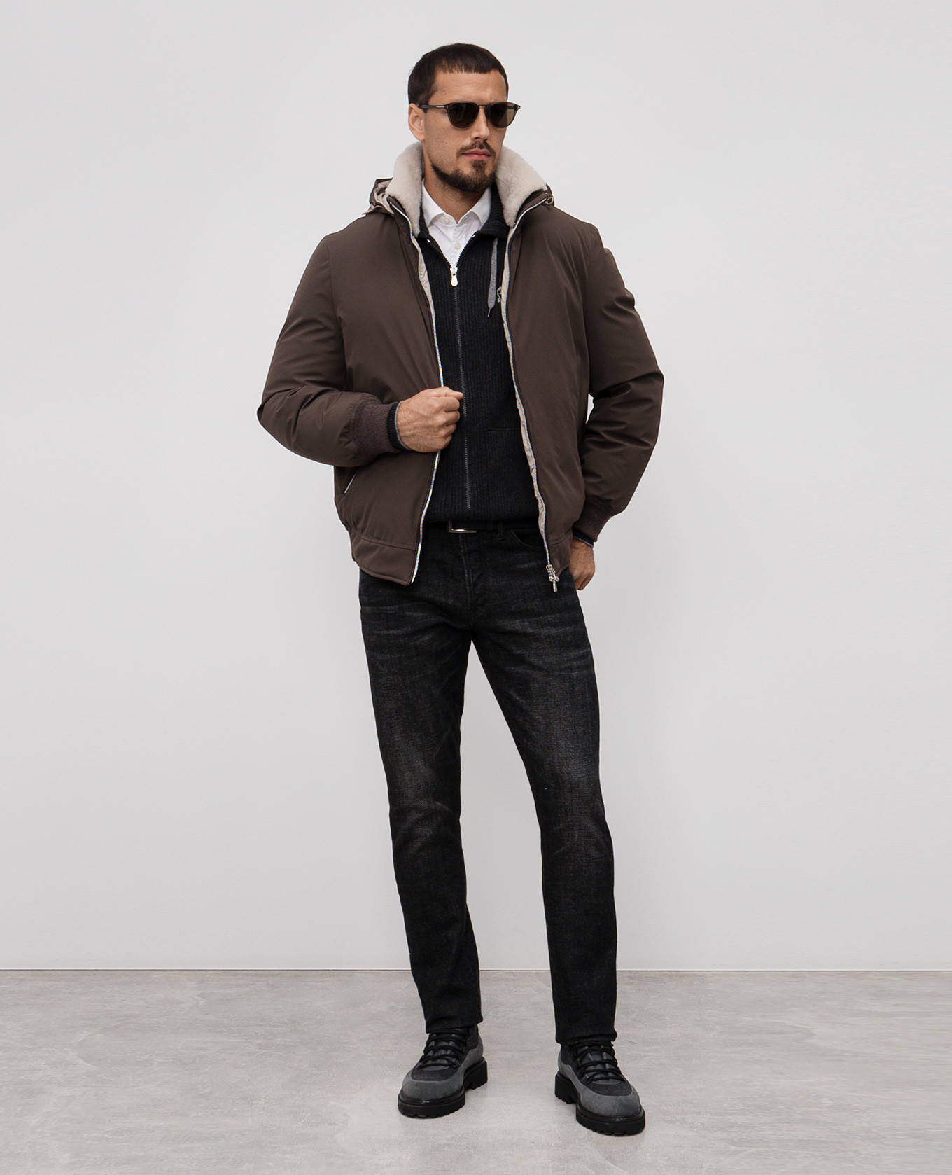 

Gray jeans with a worn effect Tom Ford, Grey