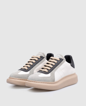 Alexander McQueen Leather sneakers with logo 808180WIAC4
