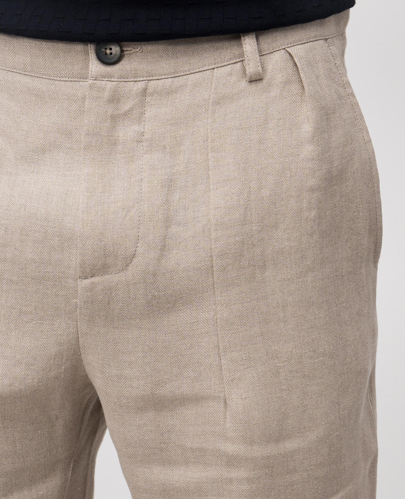 

Beige linen shorts Sease