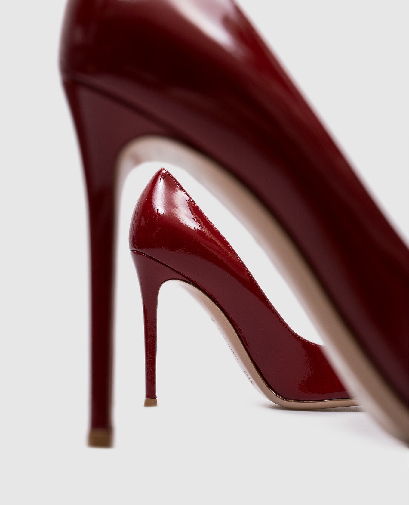

Red patent leather shoes GIANVITO Gianvito Rossi