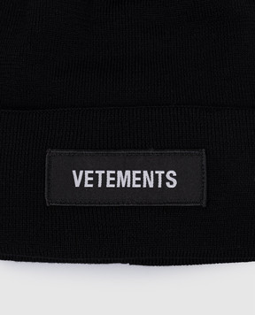 Vetements Black wool cap with logo patch UA65HA100B