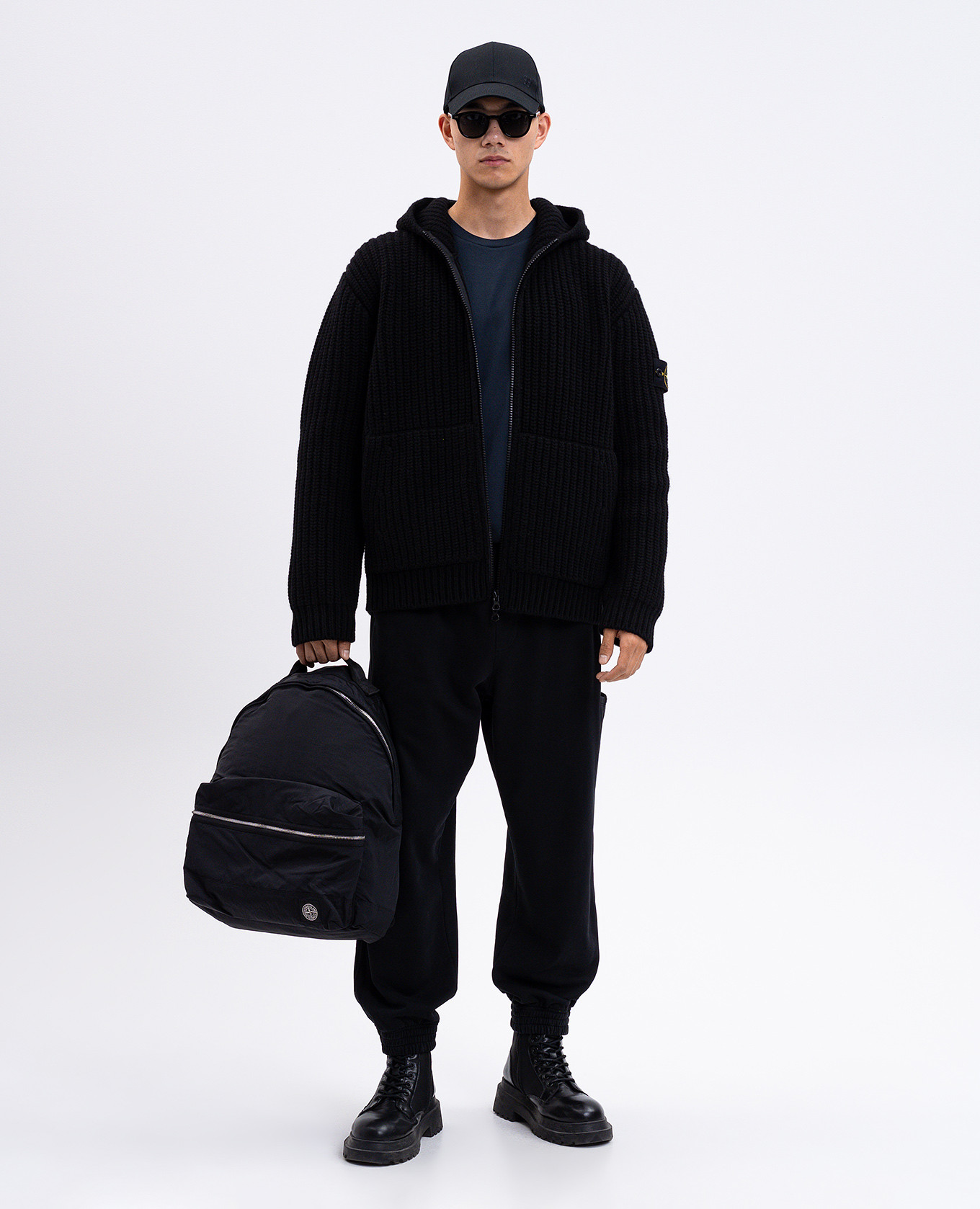 

Black wool and cashmere cardigan with hood Stone Island