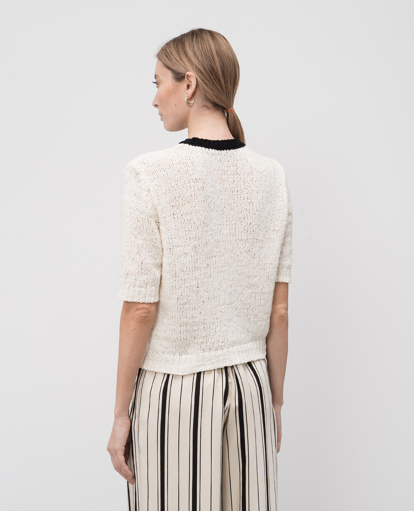 

White jumper with logo emblem Twinset