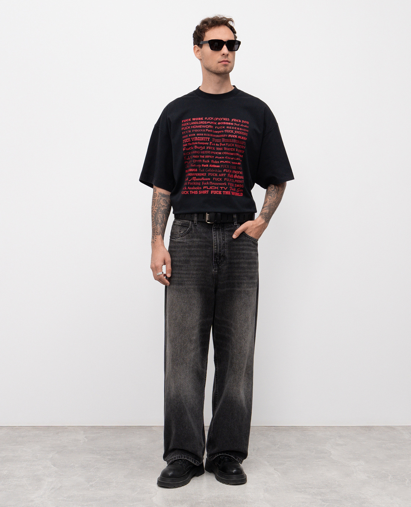 

Black T-shirt with print Vetements