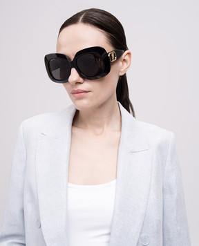 Valentino Black sunglasses with VLogo Signature emblem VLS180A59