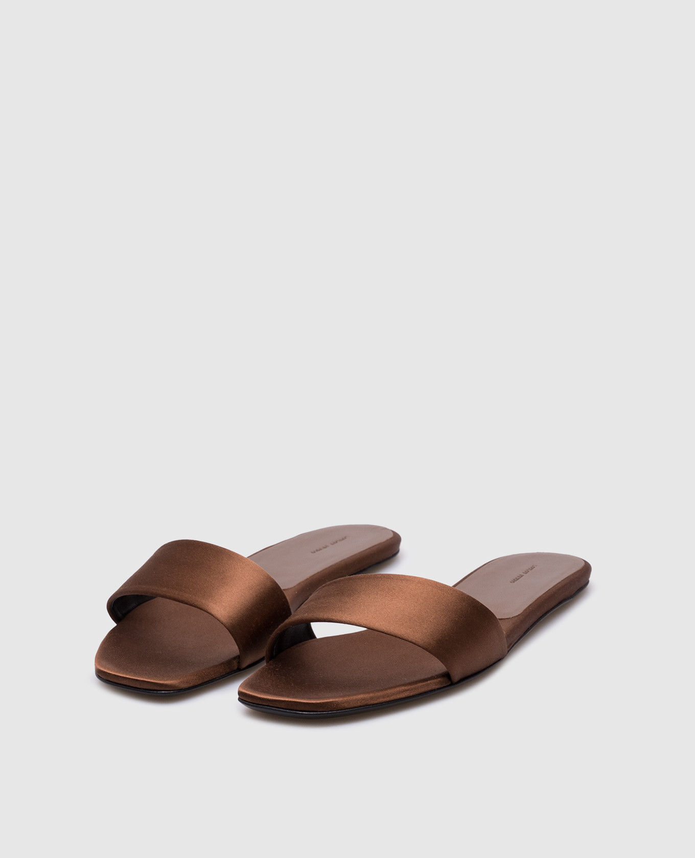 

Brown flip-flops STELLA Lou Lou Studio