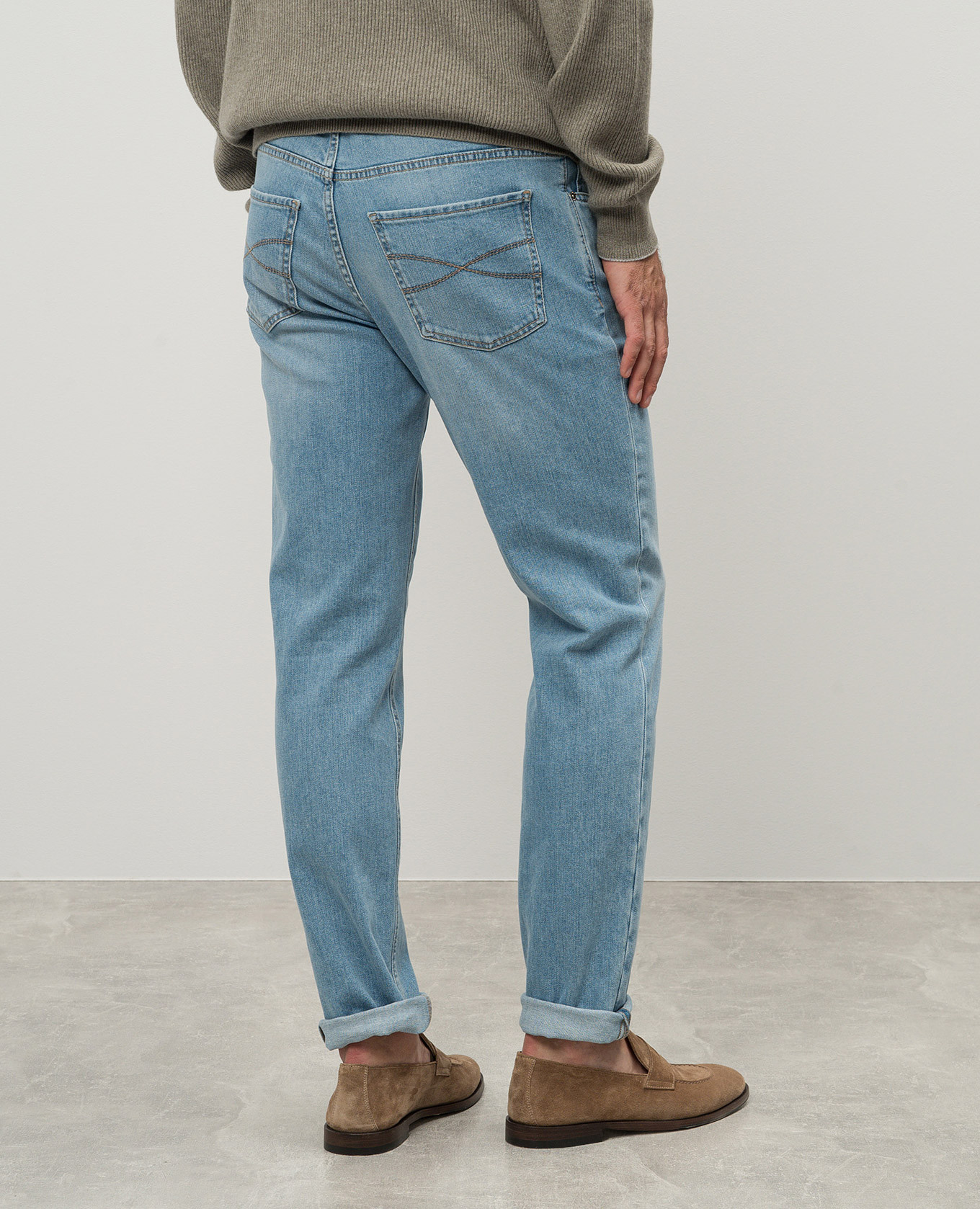 

Blue jeans with a distressed effect Brunello Cucinelli, Light blue