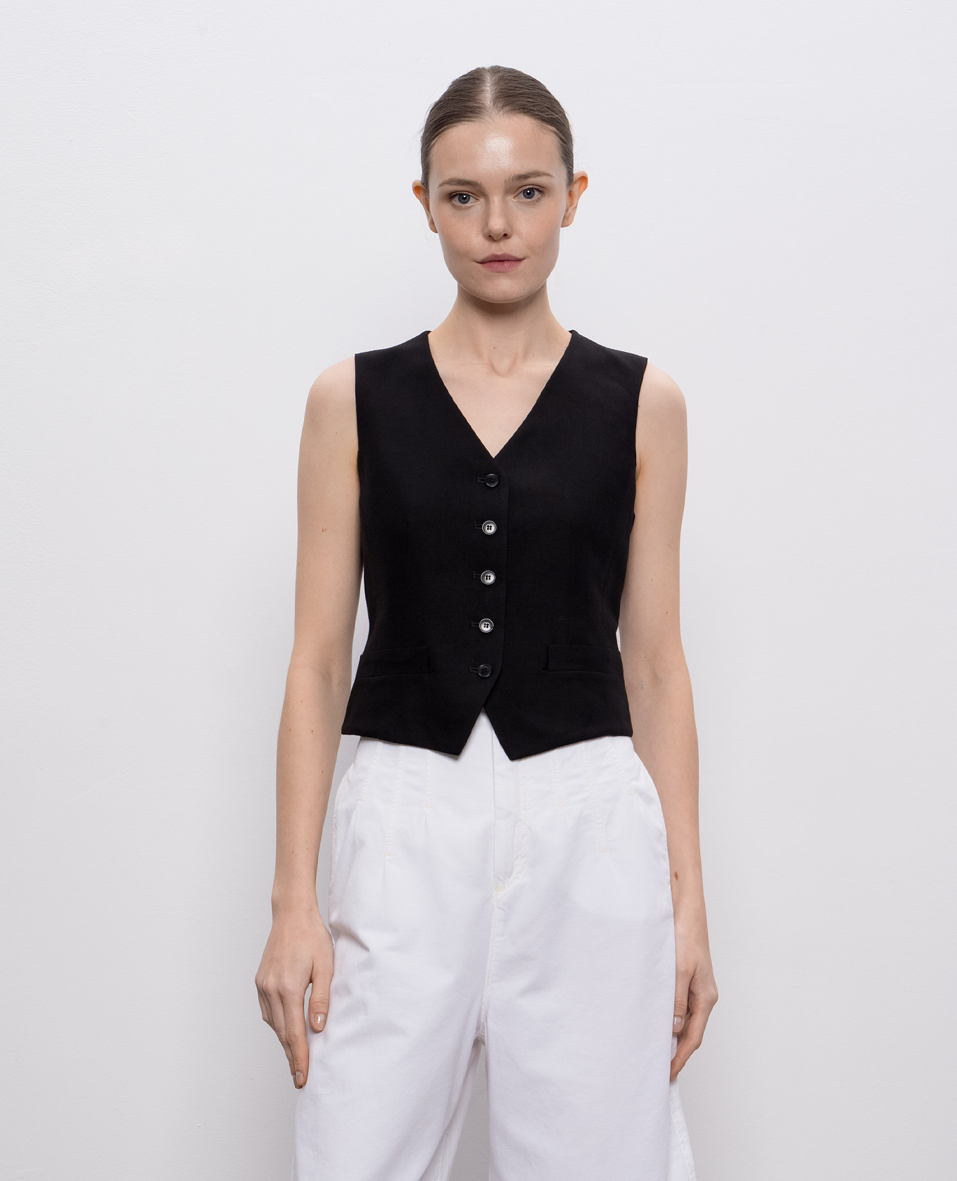 

Black PACE vest with linen Max Mara Weekend